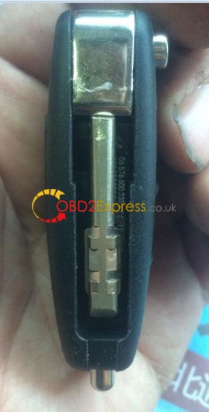 Ford mondeo all key lost 9 305x600 - How to: Ford Modeo remote all key lost DIY - How to: Ford Modeo remote all key lost DIY