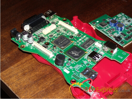 ford vcm ii pcb 5 - Ford Land Rover VCM II Clone PCB Review -