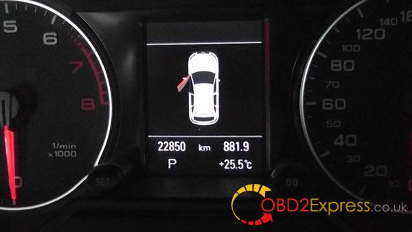 Audi Q5 odometer correction by OBDSTAR X300M 2 600x338 - How to use OBDSTAR X300M to change mileage on Audi Q5 2010 - How to use OBDSTAR X300M to change mileage on Audi Q5 2010