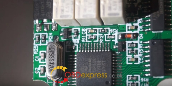 OPCOM-firmware-1.59-PIC18F458-chip (3)