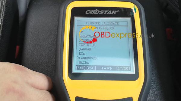 obdstar-x300m-on-2012-land-rover-discovery-4-obd-cluster-calibration-5