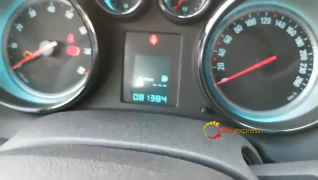 jmd obd calibrates odometer on buick excelle 2013 13 - How To Change Buick Excelle 2013 KM With JMD OBD - jmd-obd-calibrates-odometer-on-buick-excelle-2013-13