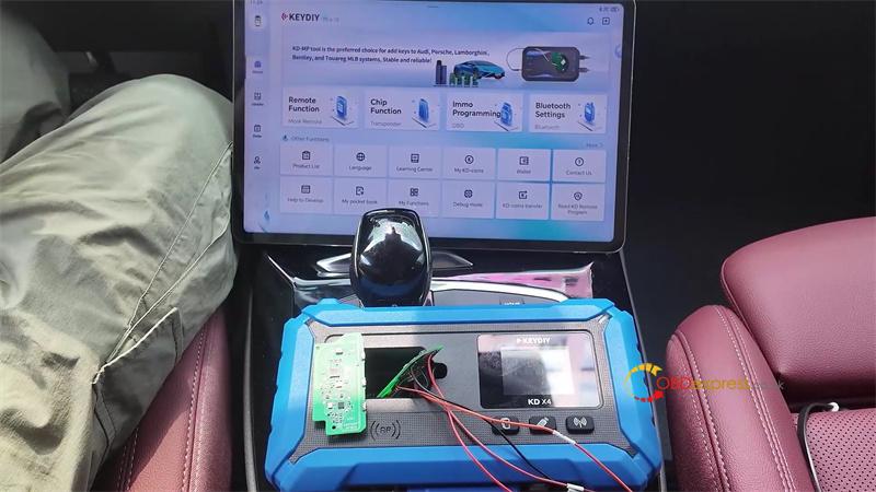 keydiy kd x4 2023 bmw x3 g chassis bdc03 add key tutorial (1)