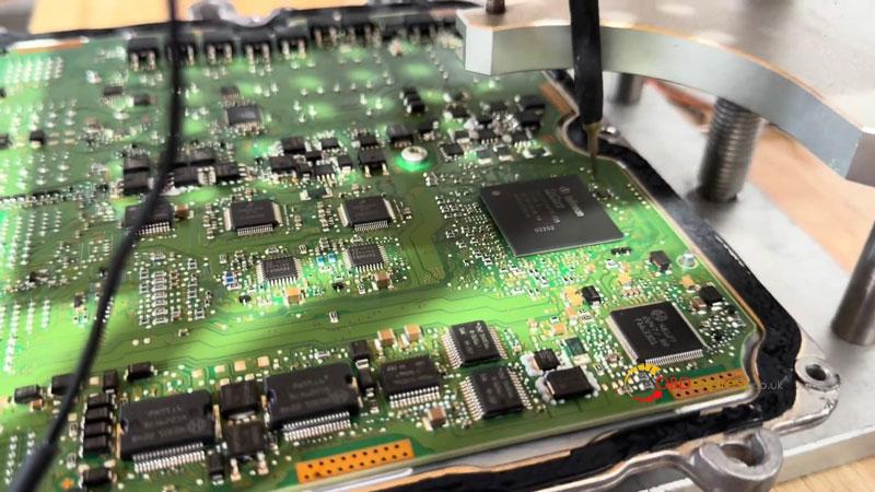 flex bmw m3 g80 ecu unlock success in glitch boot mode 3